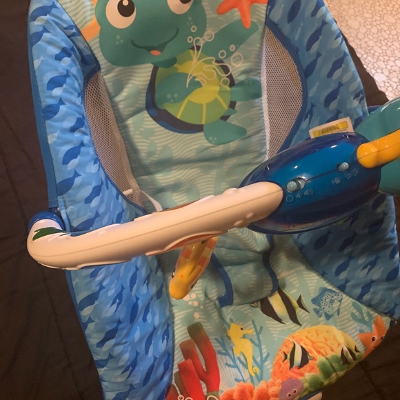 baby einstein neptune lights & sea bouncer